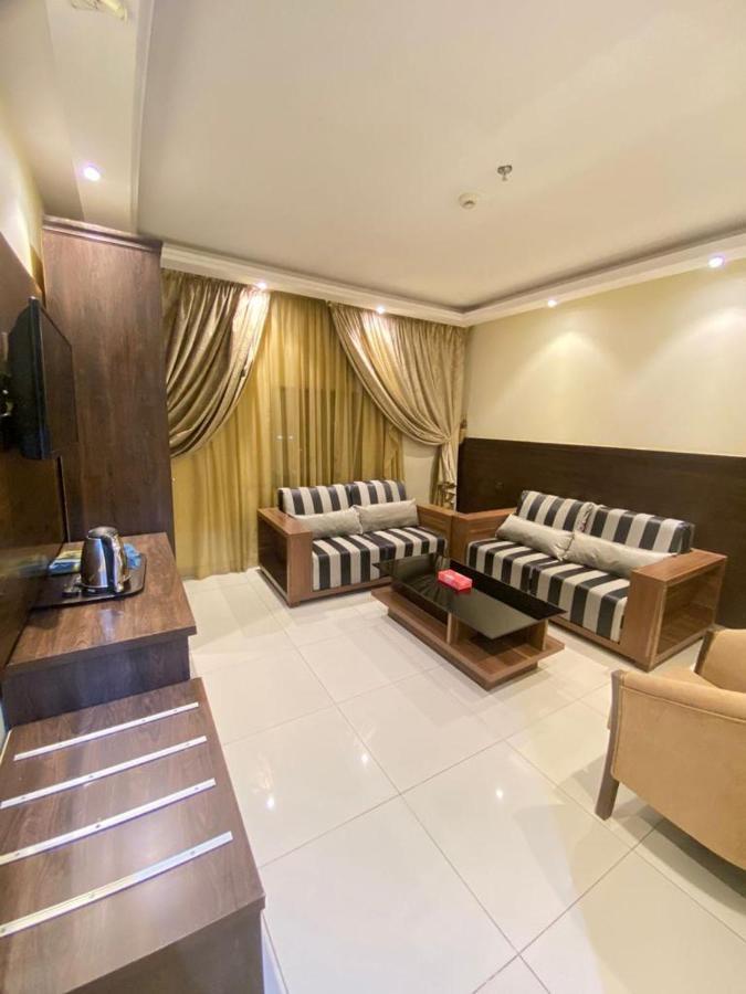 Snood Al Azama Hotel Мека Екстериор снимка